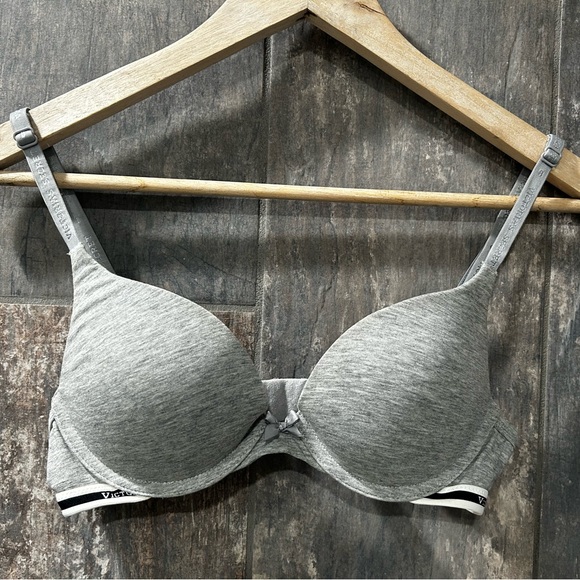 Victoria's Secret Other - 34B - Gray Victoria Secret Push Up Bra